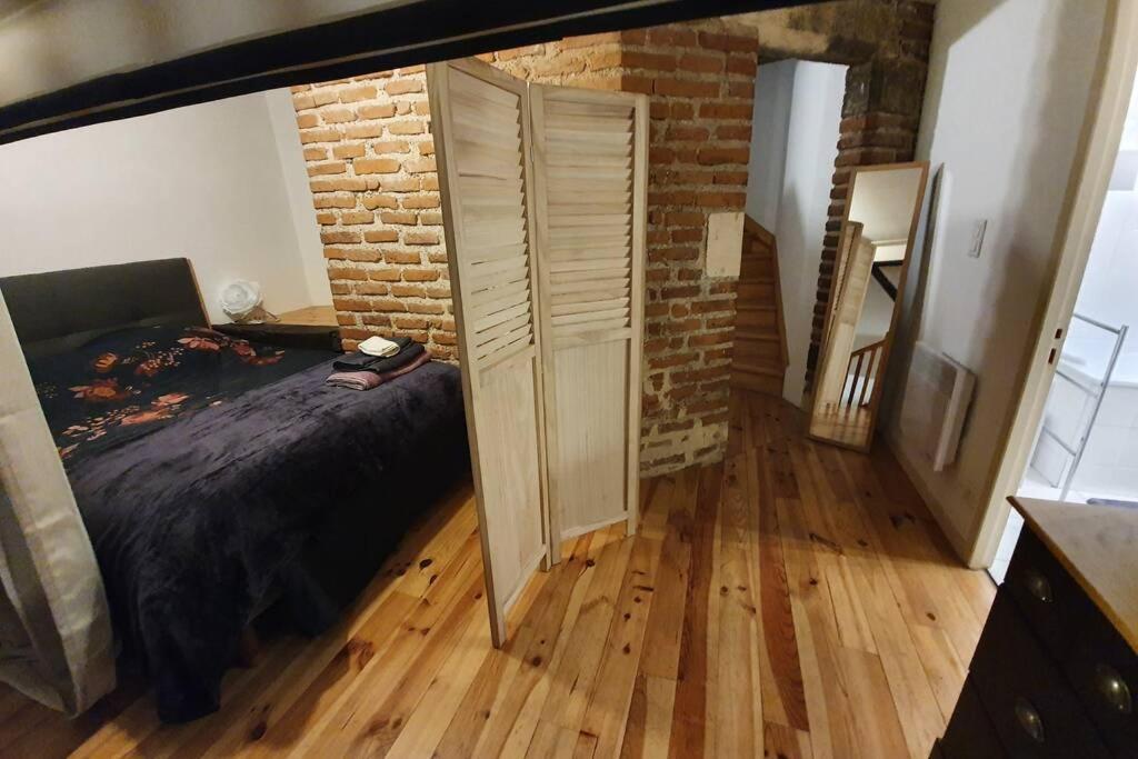 Appartement Exceptionnel 4 Etoiles Hyper Centre Albi 65 M2 Au 4Eme Etage Sans Ascenseur Avec Une Tour Du 12Eme Siecle Eksteriør billede